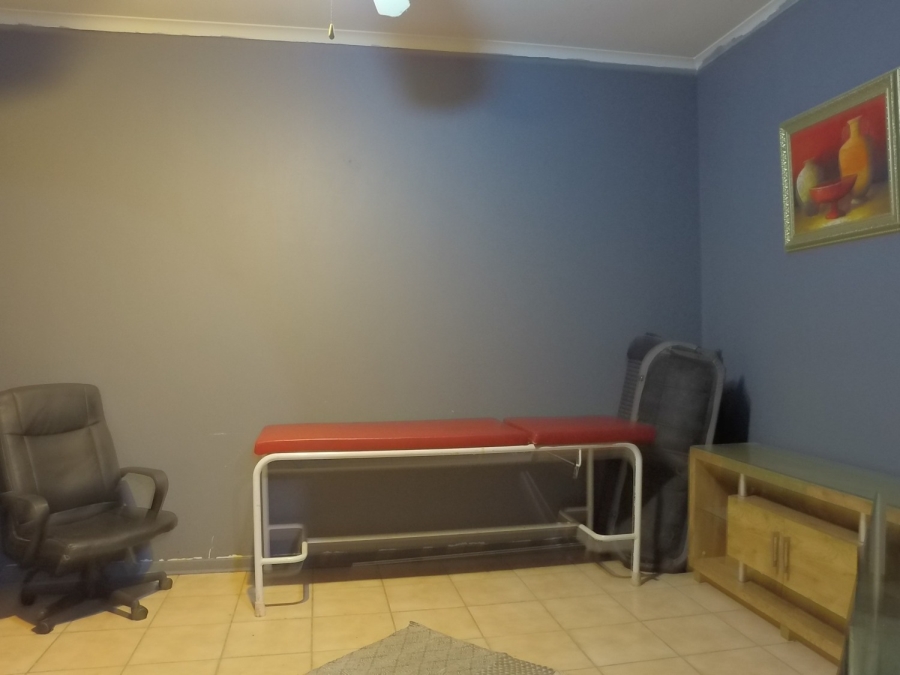 2 Bedroom Property for Sale in Protea Park North West